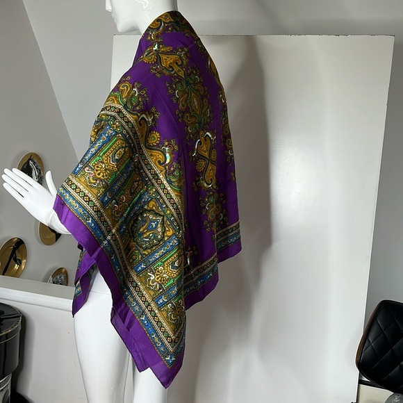 Christian Dior Rare Vintage 55” x 53” Extra Large Silk Shawl Wrap Scarf - Picture 3 of 13